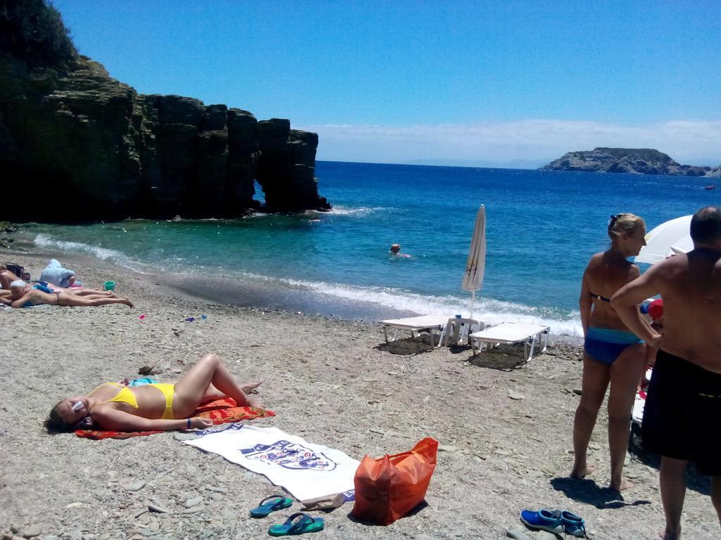 Mary'S Studios Agia Pelagia Екстериор снимка